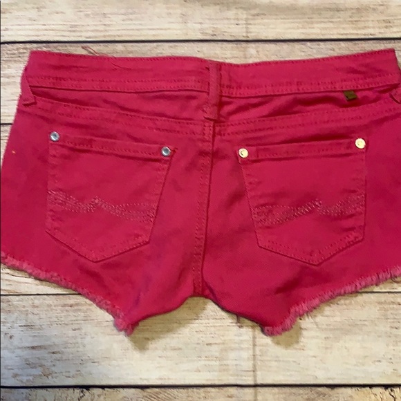 Almost Famous Booty Shorts size 7 Juniors - Picture 4 of 4